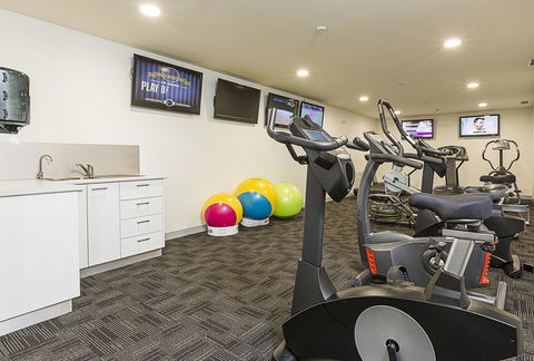 Canberra Rex Hotel - Sunshine Coast Guide 11