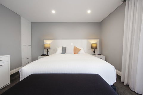 Canberra Rex Hotel - Sunshine Coast Guide 26