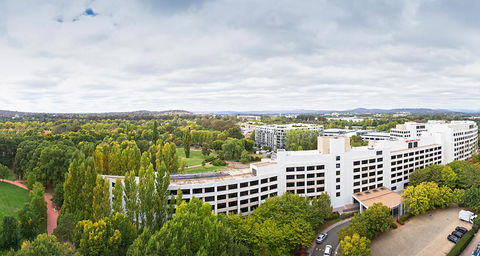 Crowne Plaza Canberra, An IHG Hotel - Sunshine Coast Guide 0