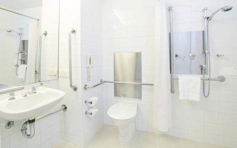 Crowne Plaza Canberra, An IHG Hotel - Sunshine Coast Guide 24