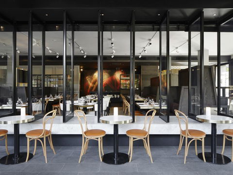 Hotel Realm - Sunshine Coast Guide 32