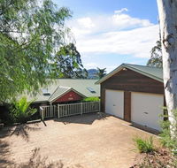 Bonnie Doon - Family friendly home - Sunshine Coast Guide