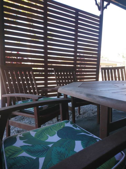 Bororen Motel - Sunshine Coast Guide 3
