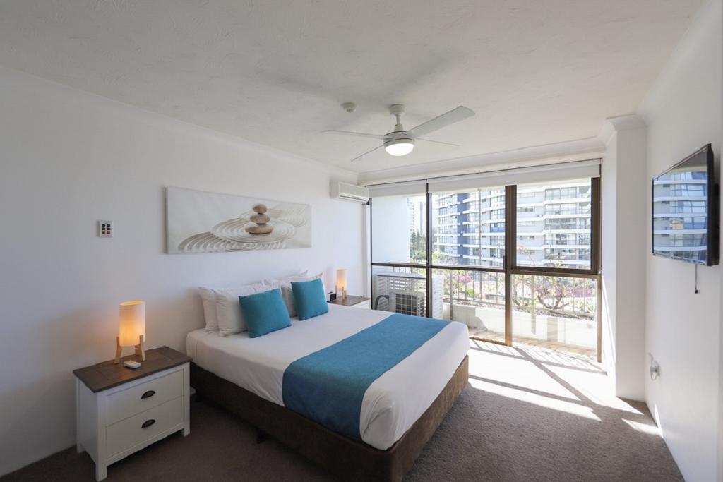 Main Beach QLD Sunshine Coast Guide