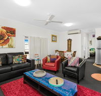 BOUTIQUE APARTMENTS BEACH LOCATION - Sunshine Coast Guide