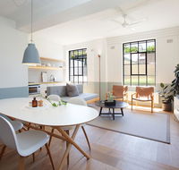 Boutique Sunlit Studio with Designer Furnishings - Sunshine Coast Guide