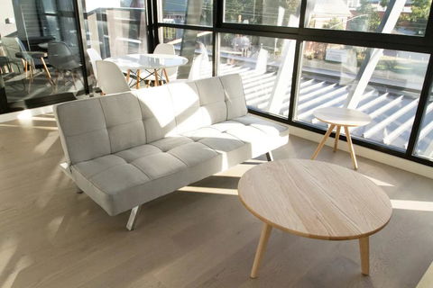 Brand New 1 Bedroom In South Melbourne In Luxury High Rise Block - Sunshine Coast Guide 0