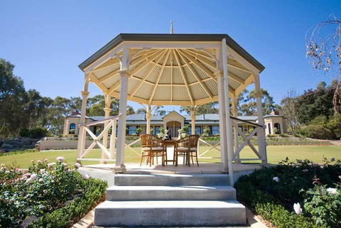 Brice Hill Country Lodge - Sunshine Coast Guide 3