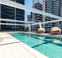 Broadbeach 2 Bedroom FREE WIFI Netflix  Parking - Sunshine Coast Guide