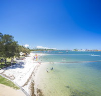 Broadwater Paradise - Sunshine Coast Guide