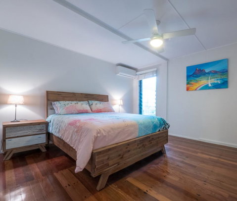 Bryce Street 30, - Ultimate Beach Shack - Sunshine Coast Guide 3