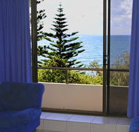 By The Sea Unit 3 13 Esplanade Kings Beach - Sunshine Coast Guide