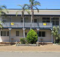 Cabenay 3 - VIEWS ACROSS THE PARK - Sunshine Coast Guide