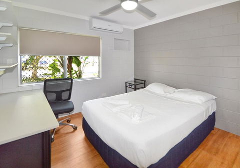 Cairns Adventure Lodge - Includes All Meals Served In The Dining Hall - Sunshine Coast Guide 2