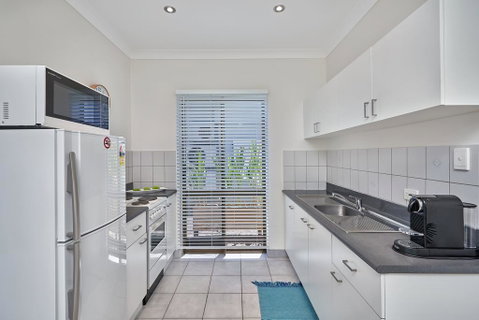 Cairns Northern Beaches Holiday Retreat - Sunshine Coast Guide 3