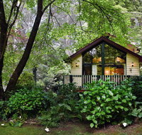 Cambridge Cottages - Sunshine Coast Guide