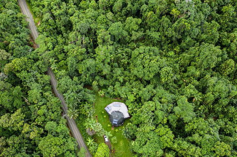 Cape Tribulation Holiday House - Sunshine Coast Guide 2