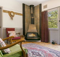 Carinya Cottage - Sunshine Coast Guide