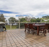 Castaways' 36 Cromarty Road - Beachfront house - Sunshine Coast Guide