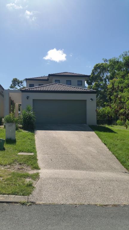 Molendinar QLD Sunshine Coast Guide
