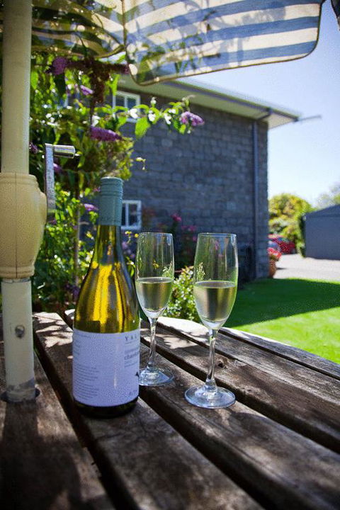 Central Motel Port Fairy - Sunshine Coast Guide 3