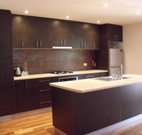 Chill Apartment - Sunshine Coast Guide