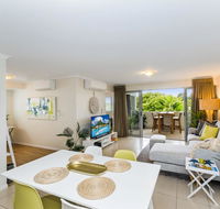 City Stadium Apartment on the riverfront - Sunshine Coast Guide