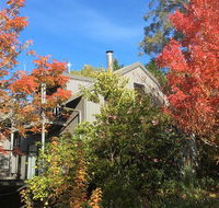 Cloudsong Chalet 4 - Close to the village centre - Sunshine Coast Guide
