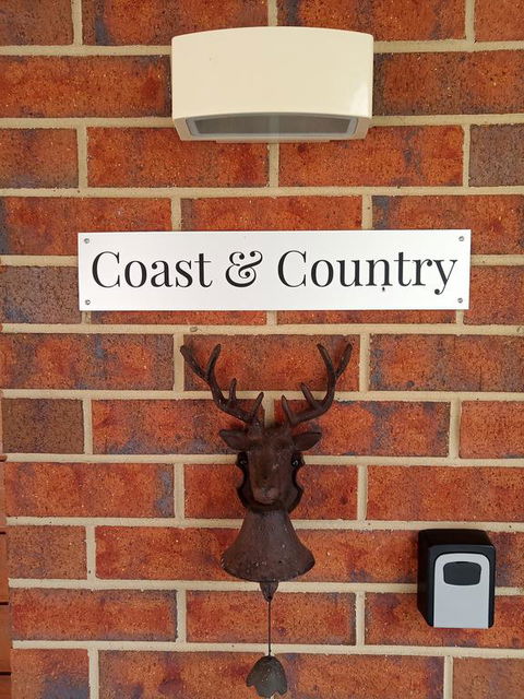 Coast & Country - Sunshine Coast Guide 3