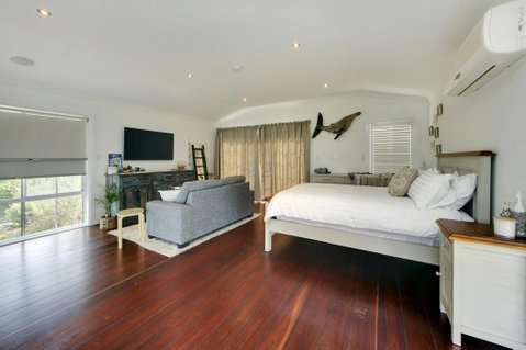 Coastal Hideaway - Sunshine Coast Guide 2