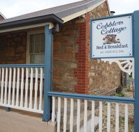Cobblers Cottage BB - Sunshine Coast Guide