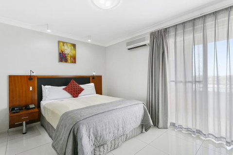 Comfort Inn & Suites Burwood - Sunshine Coast Guide 2