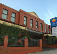Comfort Inn  Suites City Views - Sunshine Coast Guide