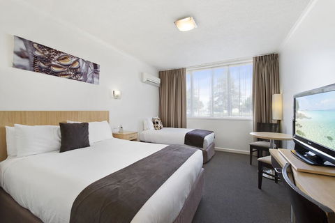 Comfort Inn Capital Horsham - Sunshine Coast Guide 0