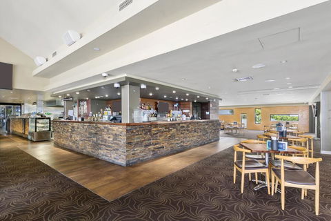 Comfort Inn Towradgi Beach - Sunshine Coast Guide 3