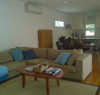 Cooinda - Sunshine Coast Guide
