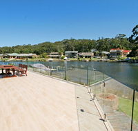 Cormorant Waterfront Home - Sunshine Coast Guide