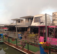 Corroboree Houseboats - Sunshine Coast Guide