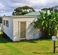 Cosy cottage by the sea - Sunshine Coast Guide