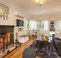 Cottage in the Forest - Sunshine Coast Guide