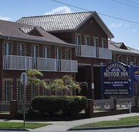 Courtyard Motor Inn
