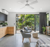 Crows Nest - Sunshine Coast Guide