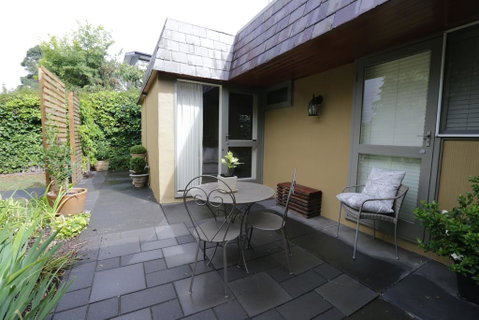 Cygnet, Studio On Sturt - Sunshine Coast Guide 1
