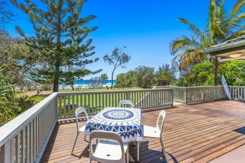 Cypress Beachfront - Sunshine Coast Guide 1