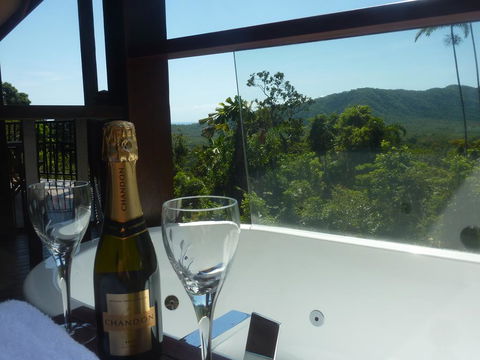 Daintree Holiday Homes - Yurara - Sunshine Coast Guide 3