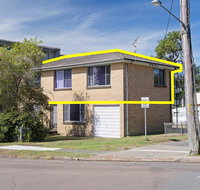 Dalwood' 1/43 Soldiers Point Road - top floor and perfect for small boat parking - Sunshine Coast Guide