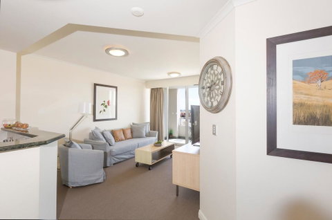 Darling Harbour Executive - Sunshine Coast Guide 0