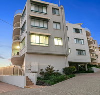 Deepwater Cove Unit 1 68 Lower Gay Tce Bulcock Beach - Sunshine Coast Guide