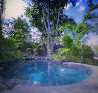 Di's Manor Homestay - Sunshine Coast Guide