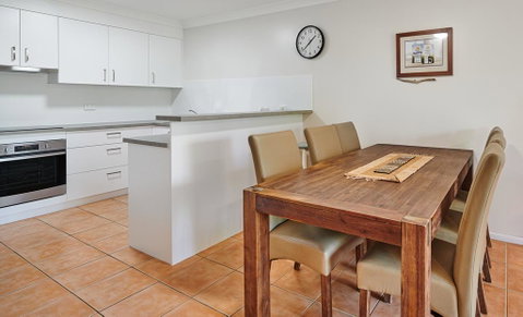 Diamond Beach Resort - Sunshine Coast Guide 2
